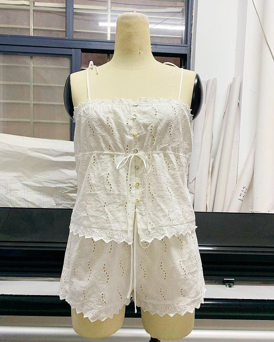 White Capri set top and shorts M\L - Born In The Sun