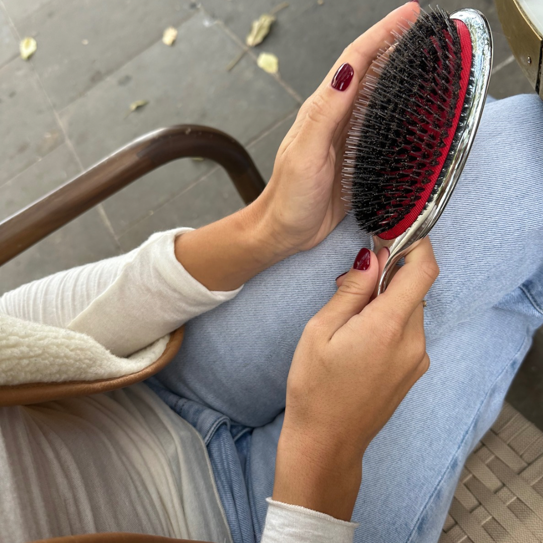 Hairbrush silver