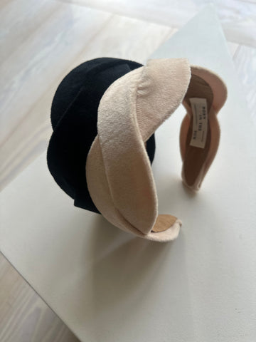 Scalloped Beige Velvet Headband - Luxurious Elegance for Every Day
