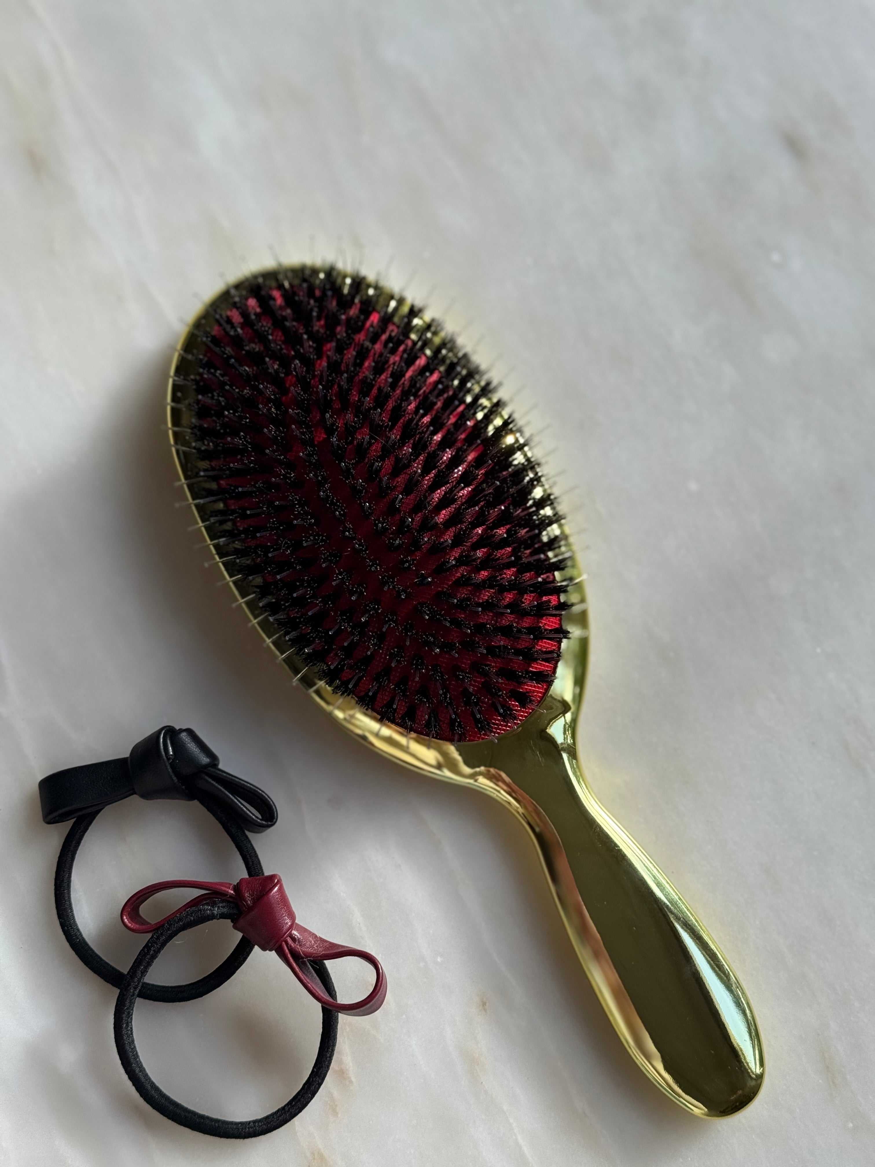 Hairbrush gold
