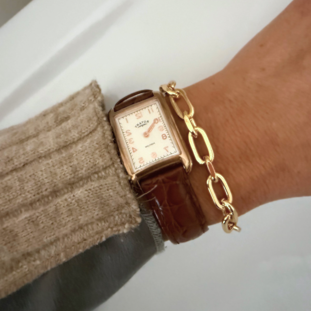 Gold chain bracelet