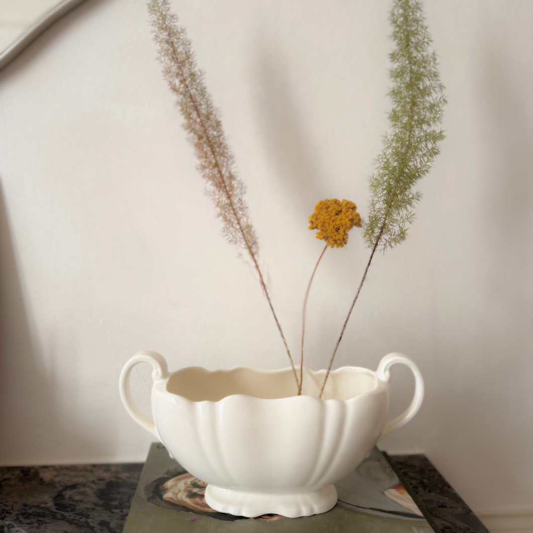 Off white Ceramic container
