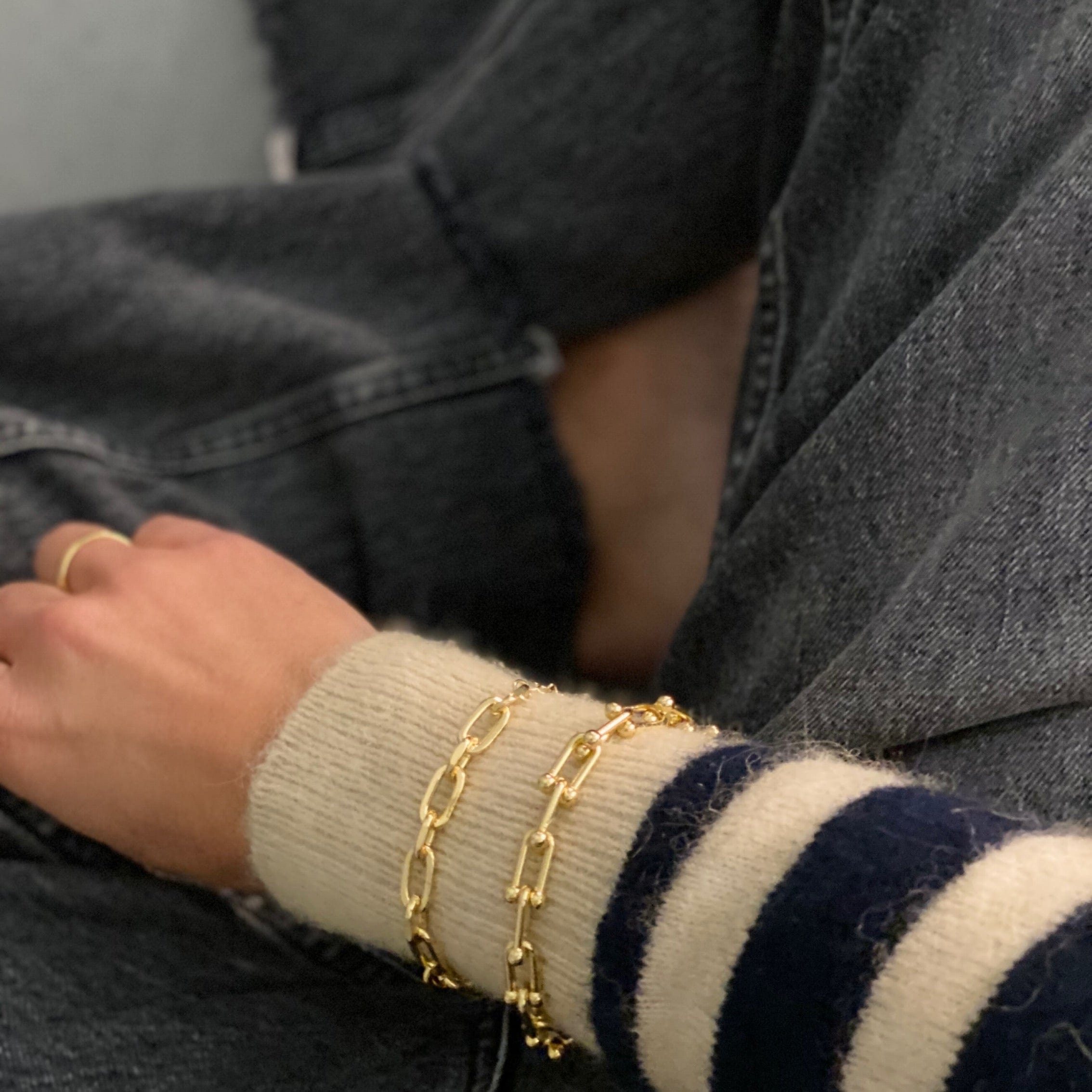Gold chain bracelet - smellthecactus